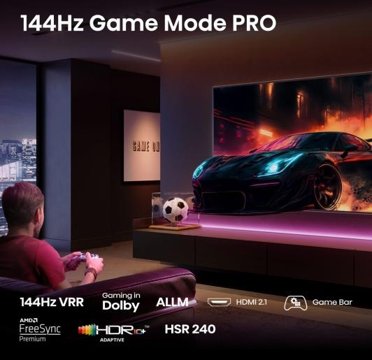 Osoba grająca w grę wideo. Tryb Gry Pro 144Hz, VRR 144Hz, HDR, Dolby, HDMI 2.1 i Game Bar.