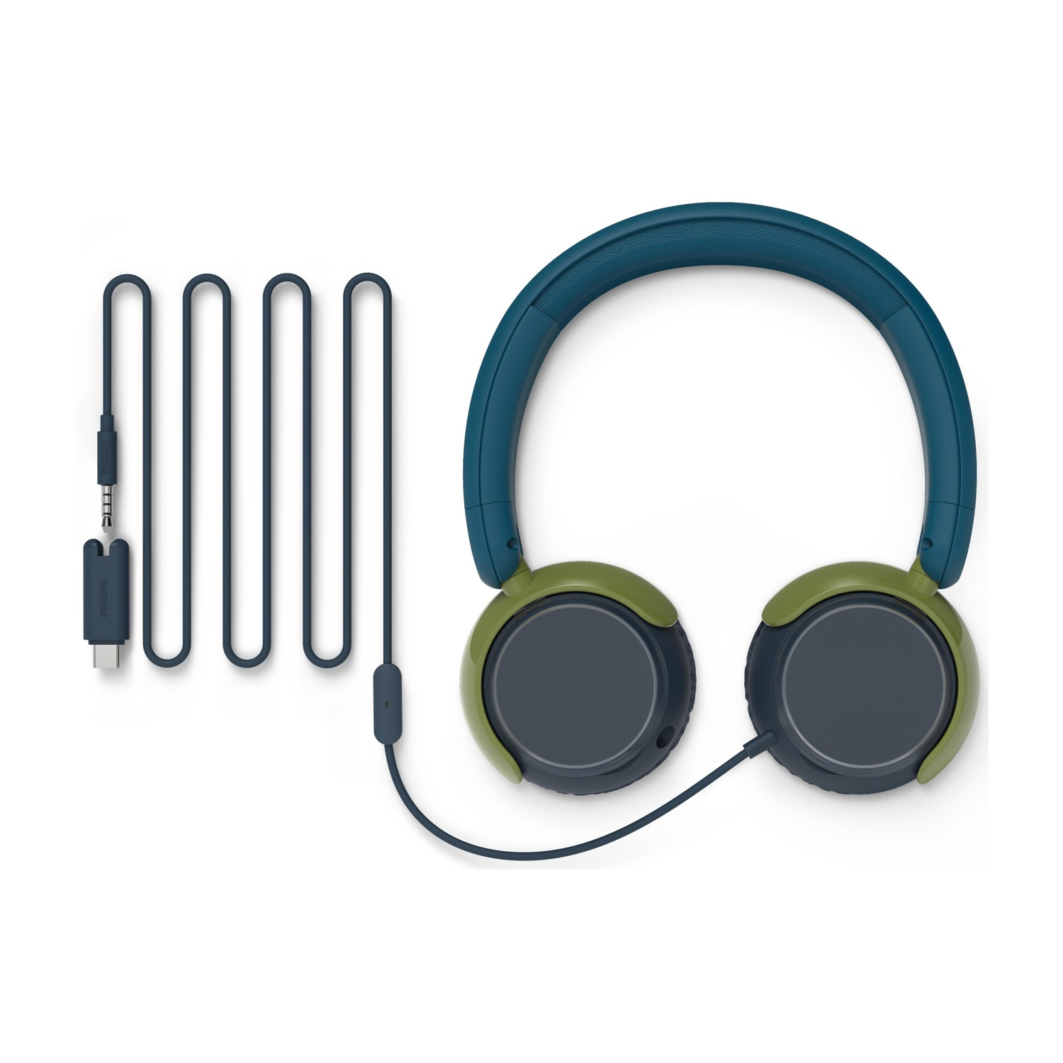 Cuffie blu e verdi con cavo e un adattatore da USB-C a 3,5 mm.