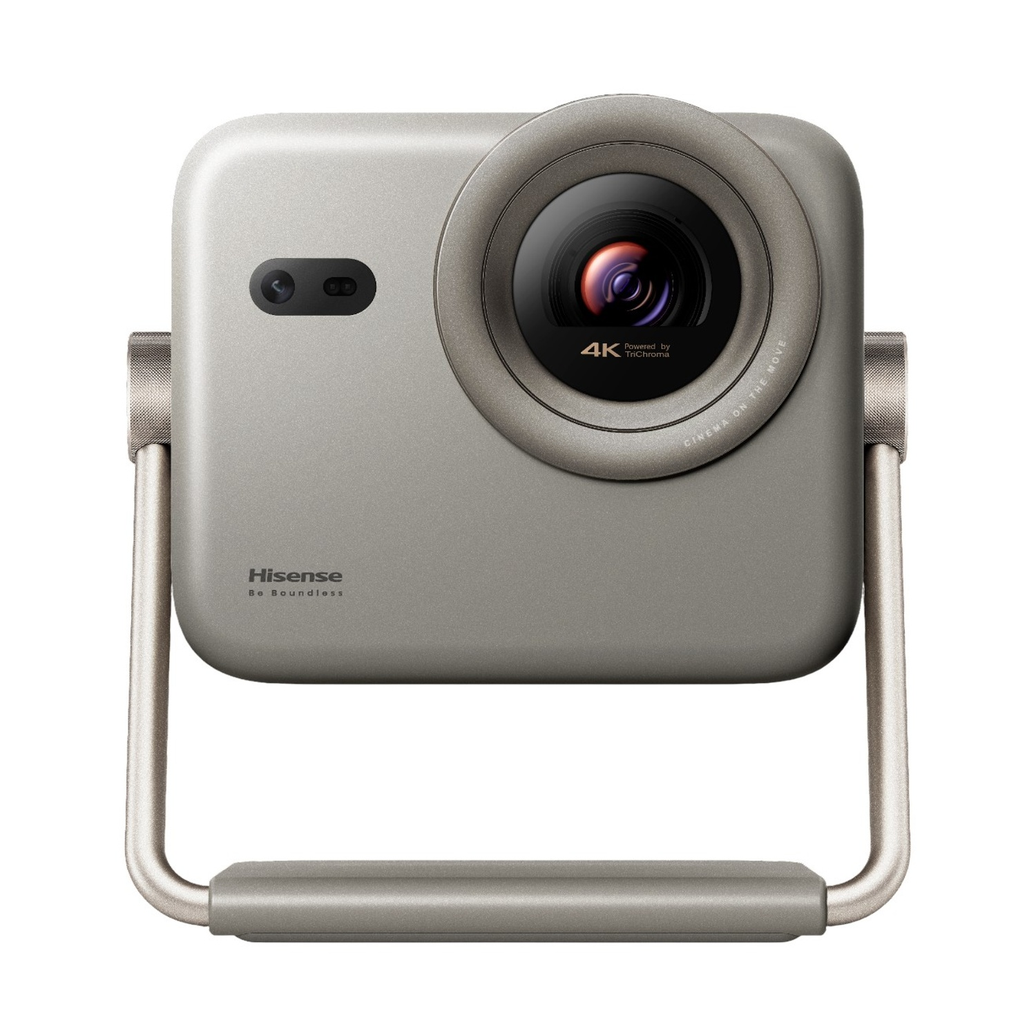 Proiettore grigio con lente, testo 4K e supporto. Maniglia argentata. Sfondo bianco.