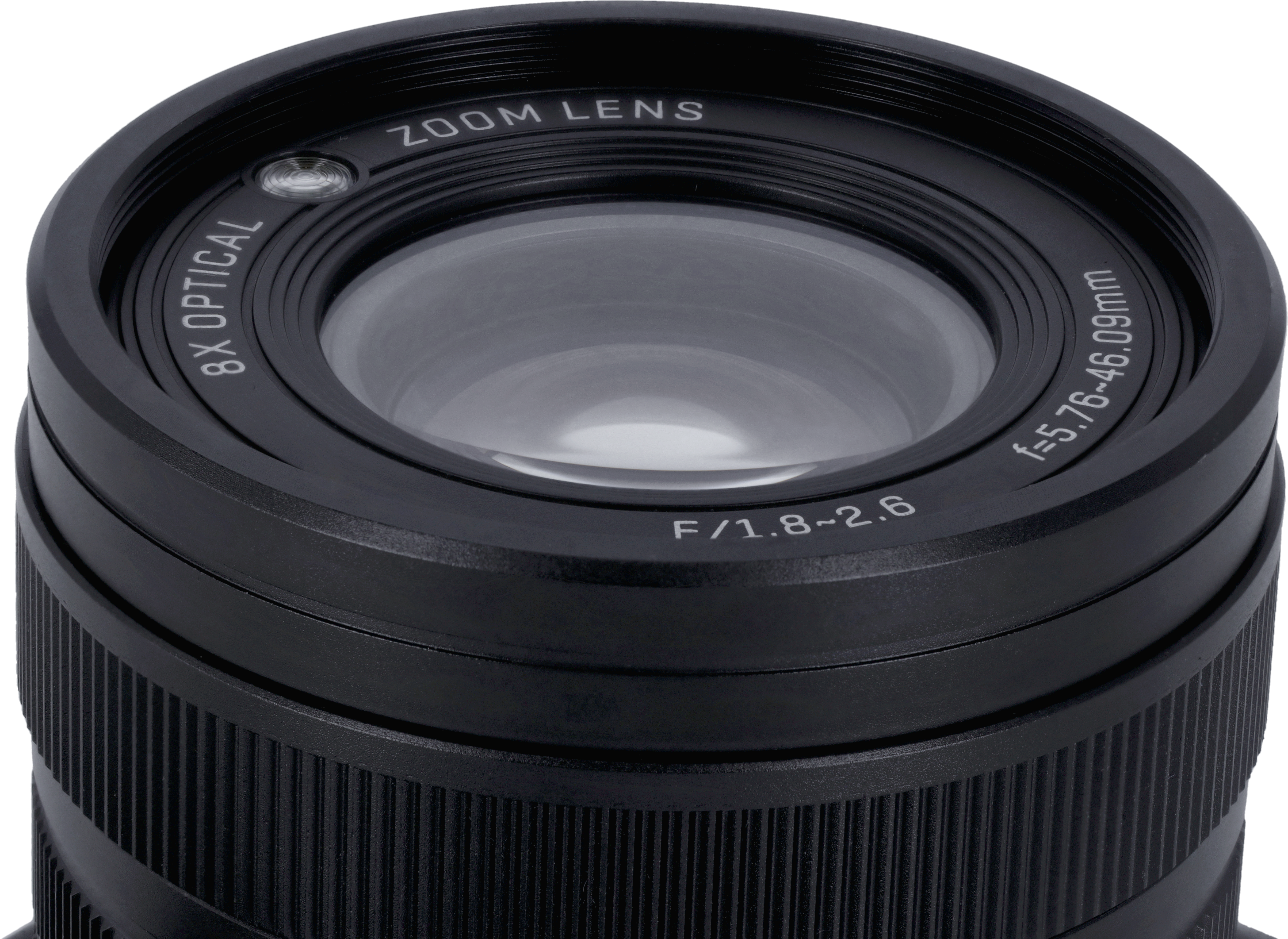 Nahaufnahme eines schwarzen Kameraobjektivs mit Markierungen wie 'ZOOM LENS' und '8X OPTICAL'.