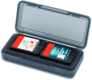 Étui transparent avec deux cartouches de jeu à l'intérieur, étiquetées 'Cat Rescue' et 'Vampire'.