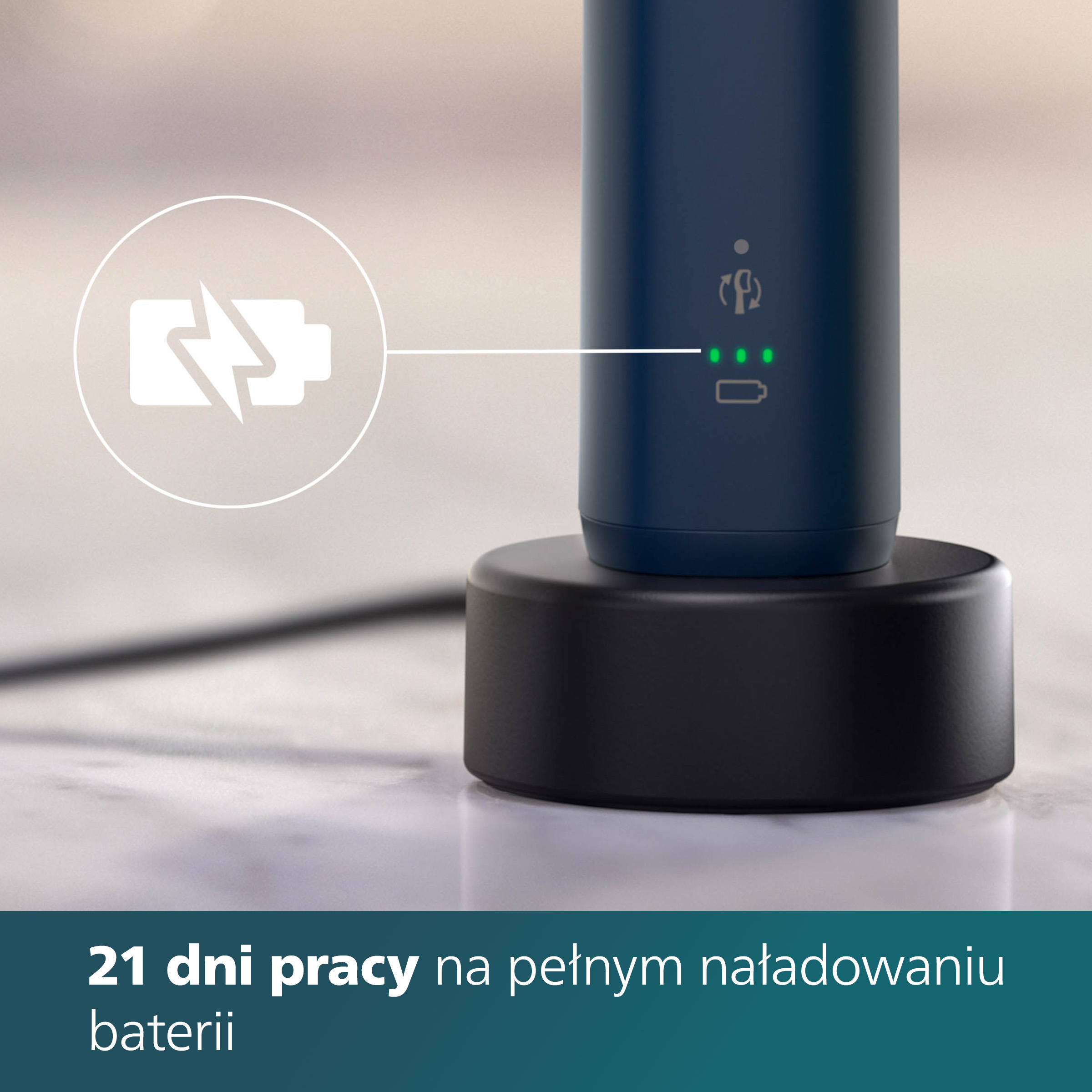 Elektryczna szczoteczka do zębów na stacji ładującej z wskaźnikiem baterii. Tekst: 21 dni użytkowania.