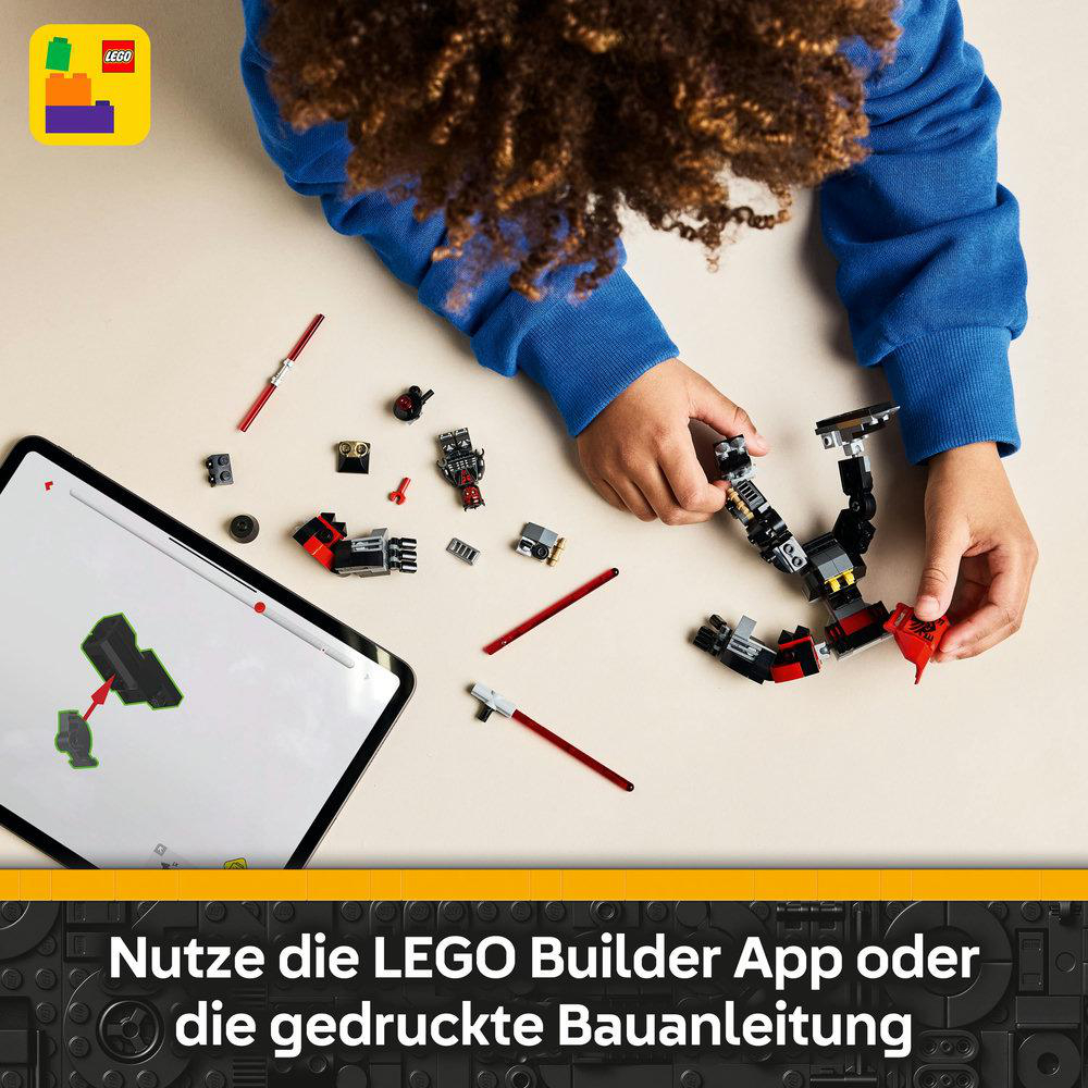 Ein Kind verwendet ein Tablet und Lego-Teile zum Bauen. Text: 'Nutze die LEGO Builder App...'