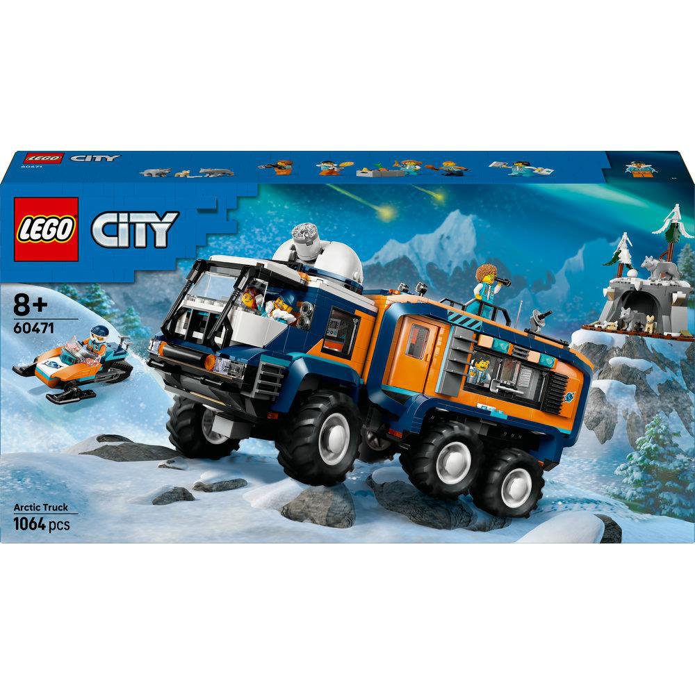Lego City Arctic Truck-Set auf Schnee. Enthält ein Schneemobil, Figuren und eine kleine Höhle. Der Hintergrund sind schneebedeckte Berge.