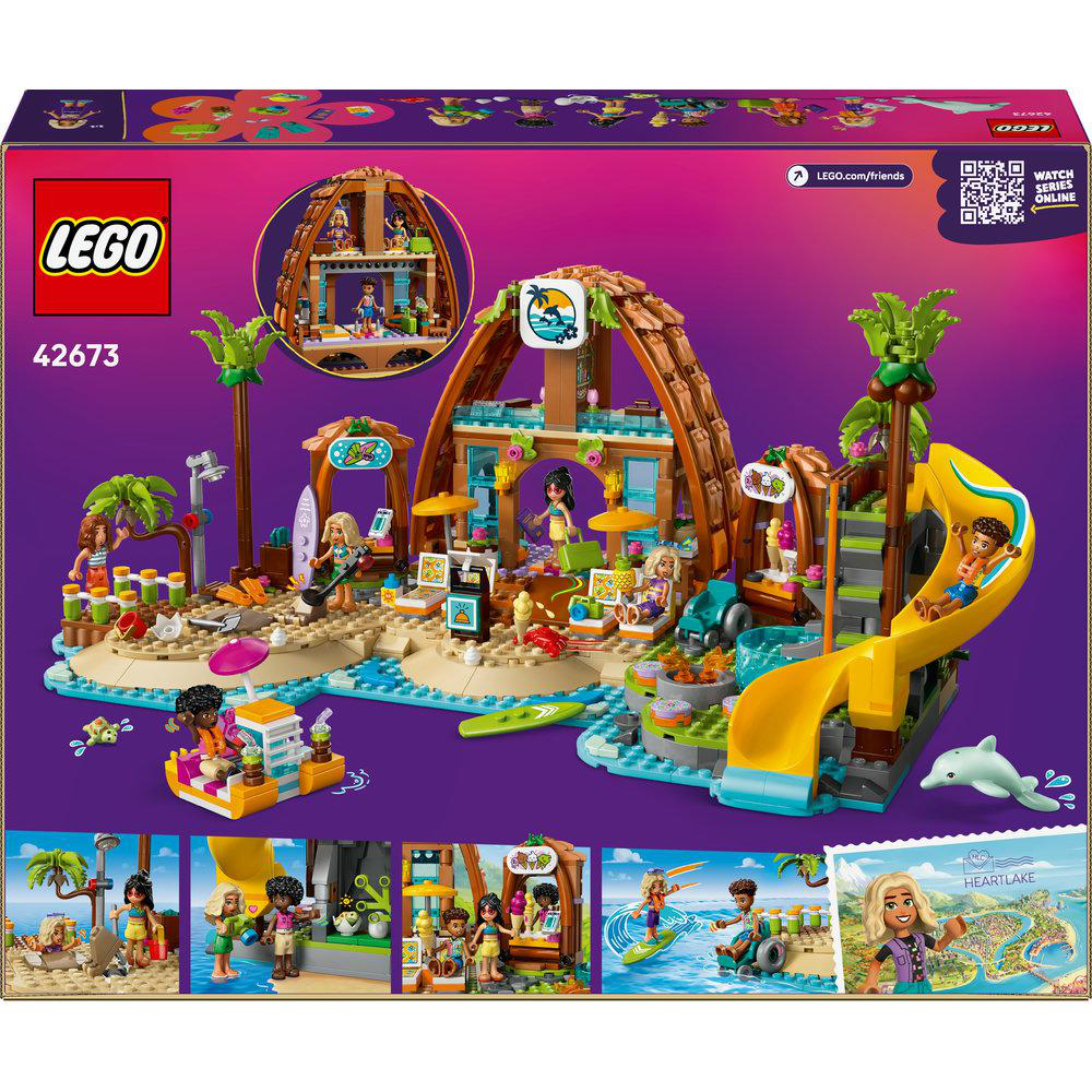Lego-Set mit Figuren, Palmen, Rutsche und Strandhütte auf buntem Hintergrund.