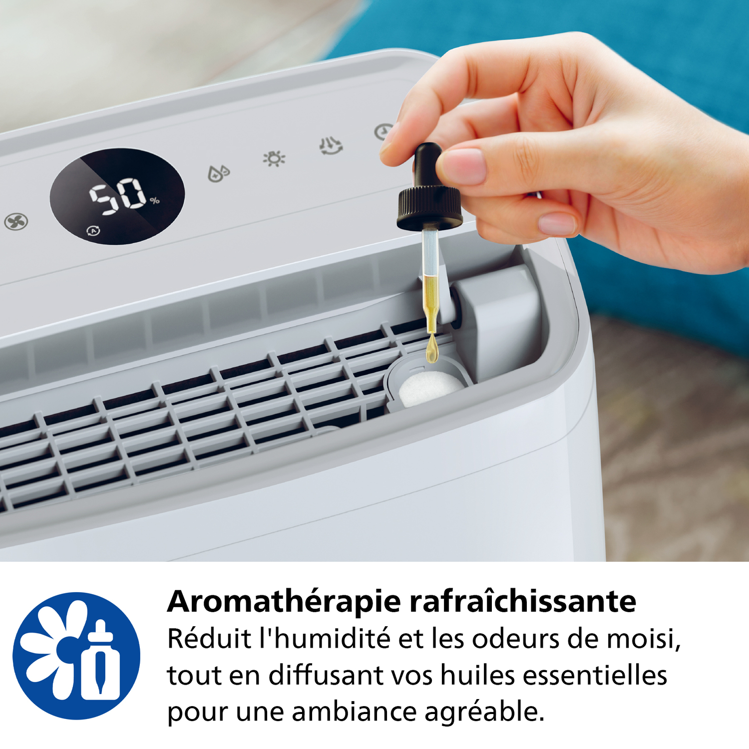 Femme ajoutant de l'huile essentielle dans un purificateur. Texte sur l'aromathérapie rafraîchissante.