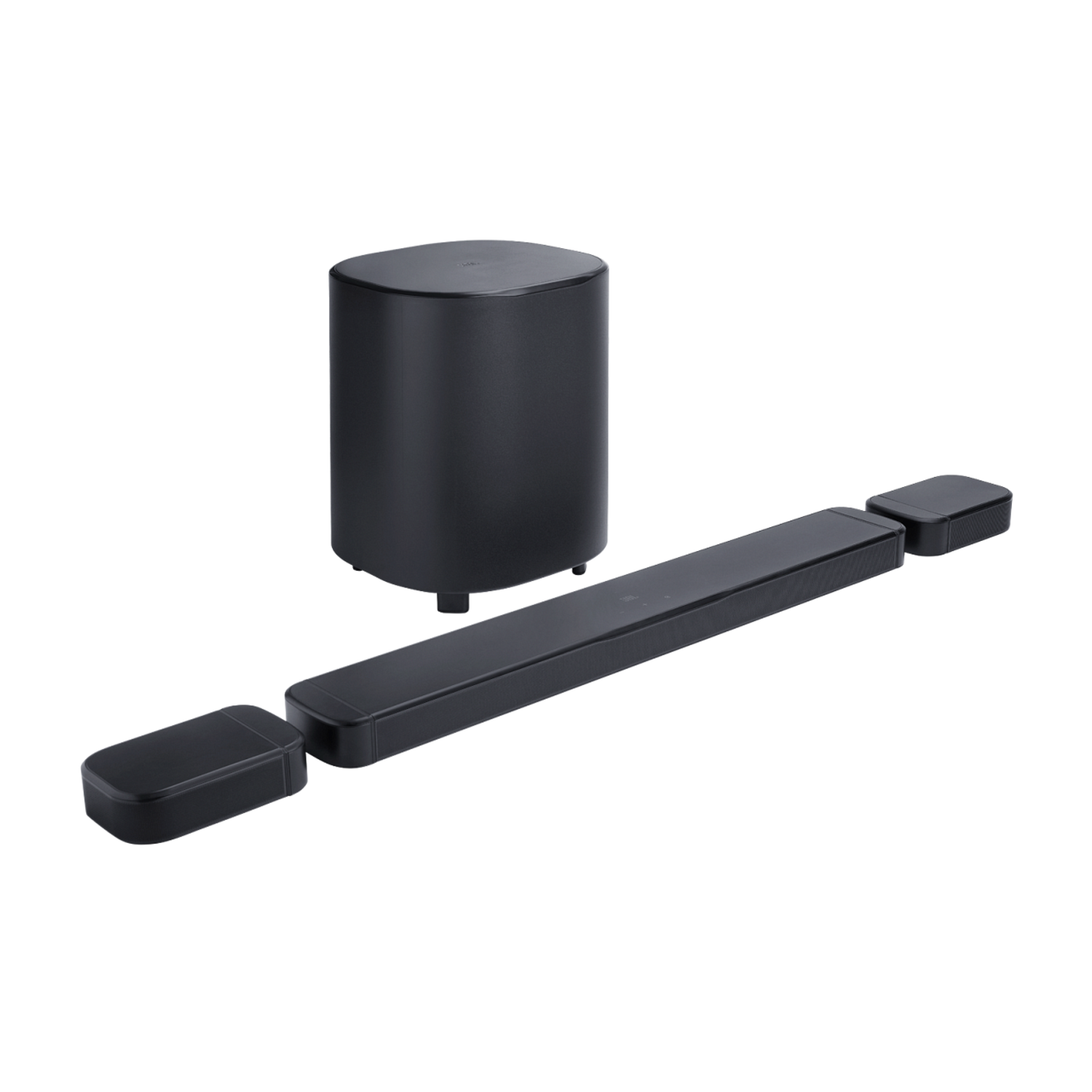 Barre de son, caisson de basses et deux enceintes détachées sur fond noir.