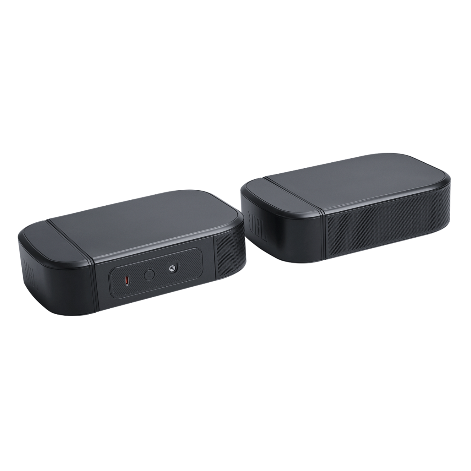 Deux enceintes JBL noires. Une avec ports et l'autre avec une façade en mesh. Fond noir.