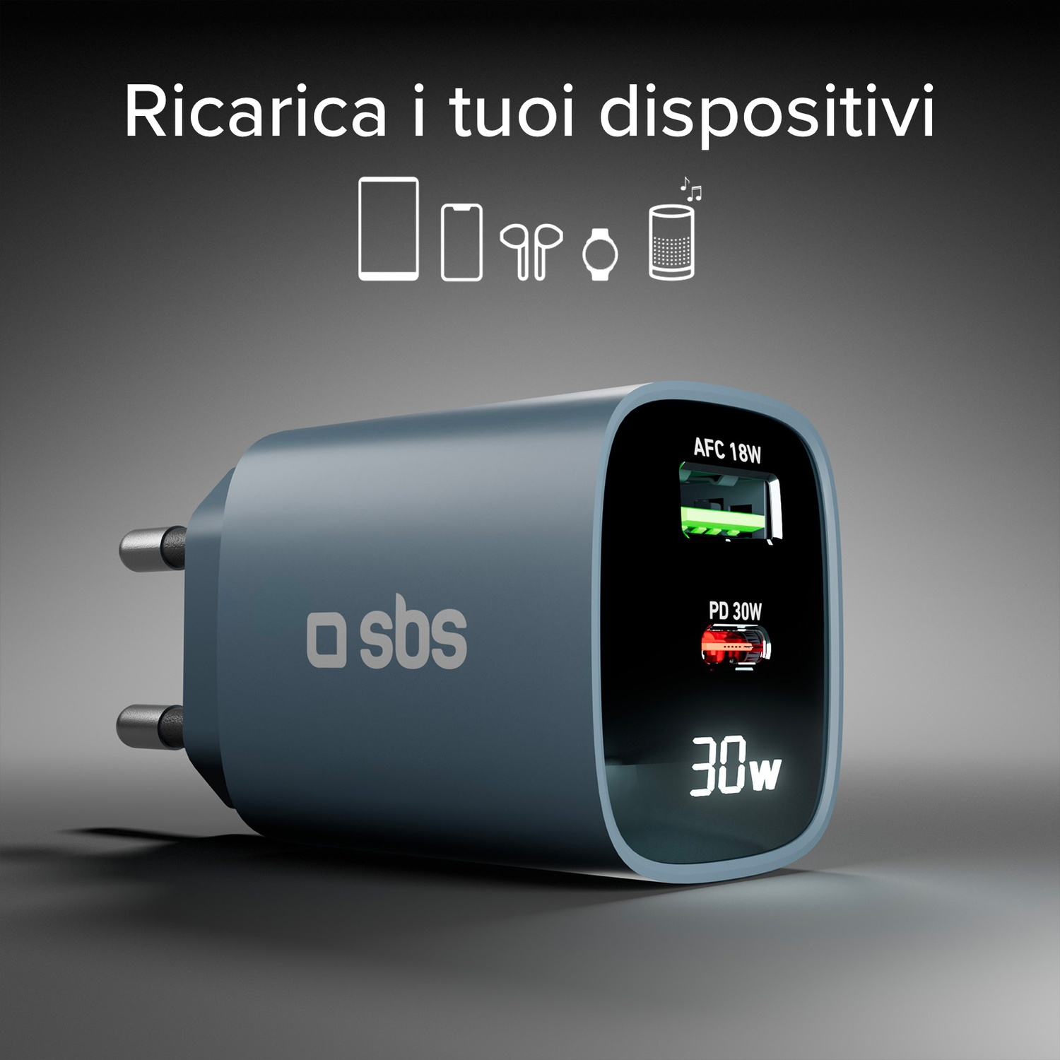 Primo piano del caricatore. 30W. Display che mostra l'uscita di alimentazione. Testo: Porte di ricarica.