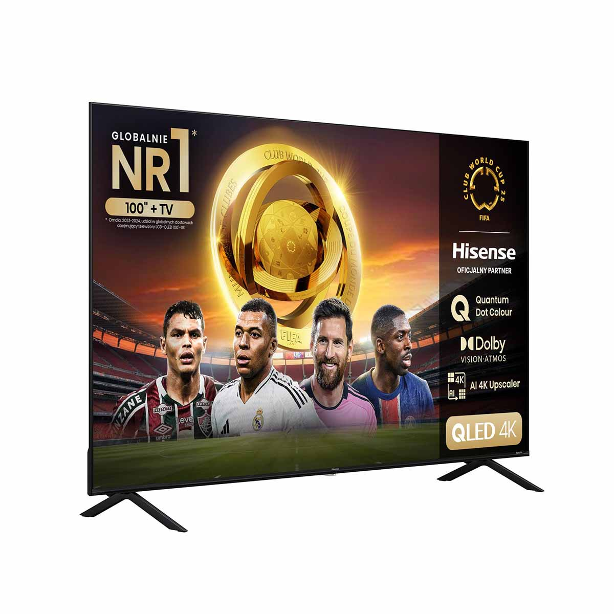 Duży telewizor z piłkarzami i złotym trofeum. Logo marki po prawej.
