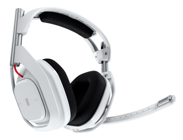 Biały zestaw słuchawkowy dla graczy z czarnymi nausznikami i mikrofonem. Przyciski i czerwony kabel.