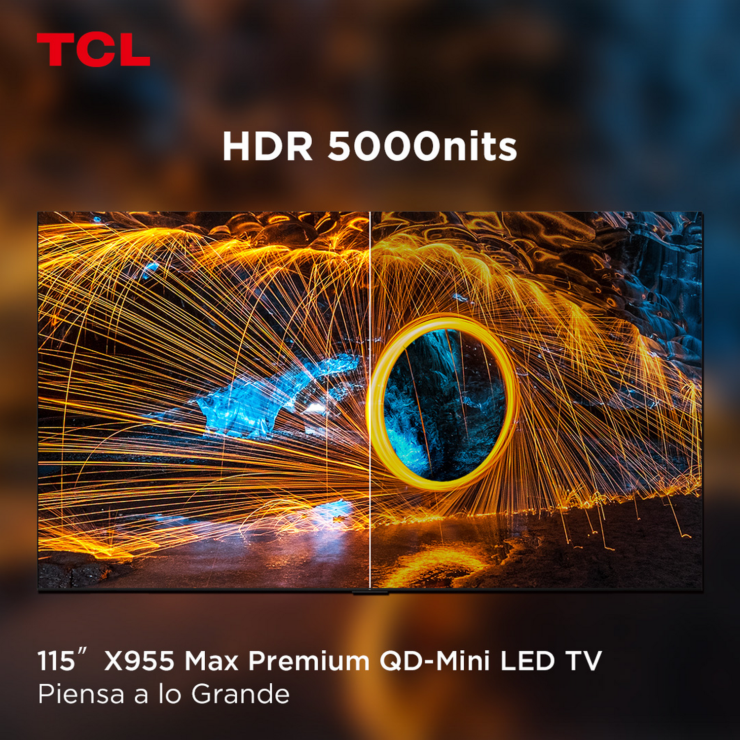 Pantalla de TV con espectáculo de luces. Texto: HDR 5000nits. La pantalla está dividida.