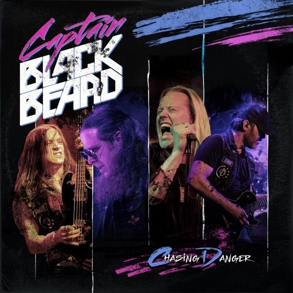 Album borító négy zenekari taggal. A vastag betűs szöveg: Captain Black Beard.