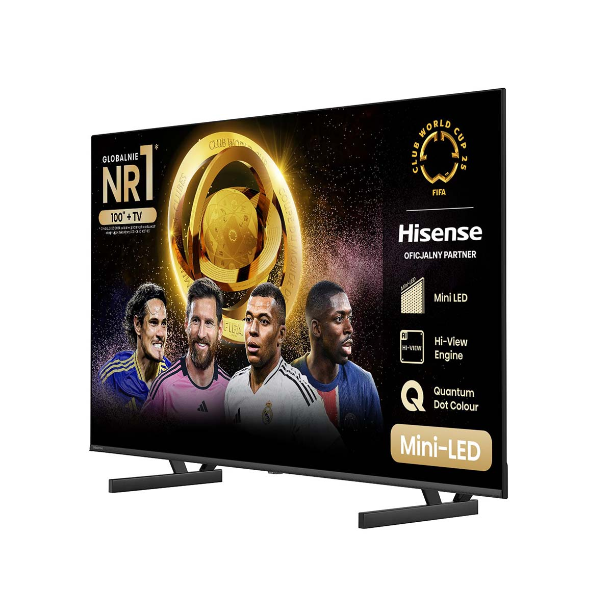 Duży telewizor wyświetla zdjęcia piłkarzy z markami Globalnie, Hisense i FIFA.
