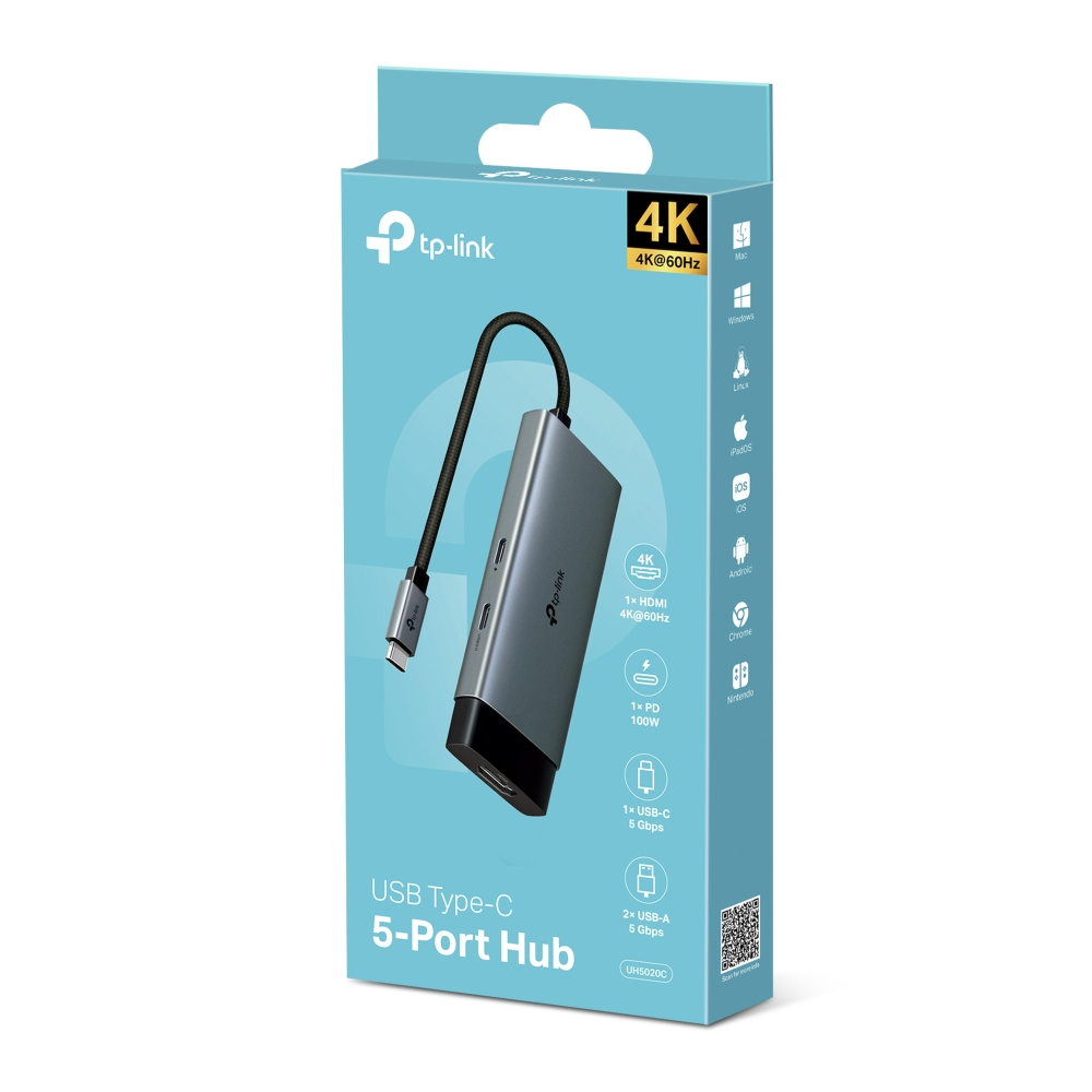 USB hub'a bağlı 4K ekranlı bir dizüstü bilgisayar sporu gösteriyor.