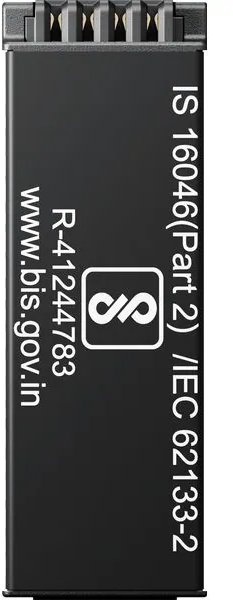 Schwarzes rechteckiges Gerät mit weißem Text und Symbolen. Enthält Produkt- und Zulassungsdetails.