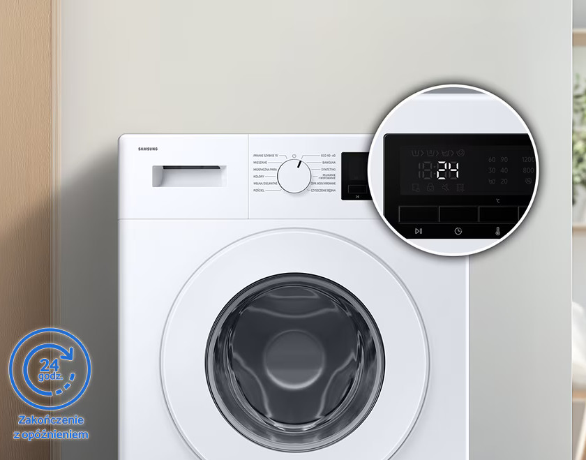 Biała pralka z cyfrowym wyświetlaczem pokazującym 18:24. Ikona 24-godzinnego opóźnienia znajduje się w rogu.