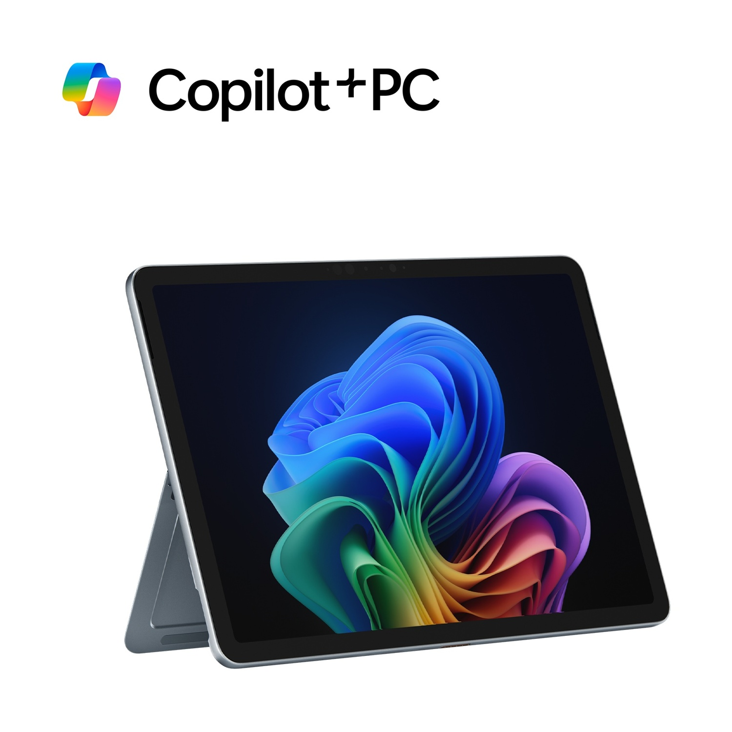 Tablet con schermo colorato, appoggiato, logo Copilot+PC su sfondo bianco.