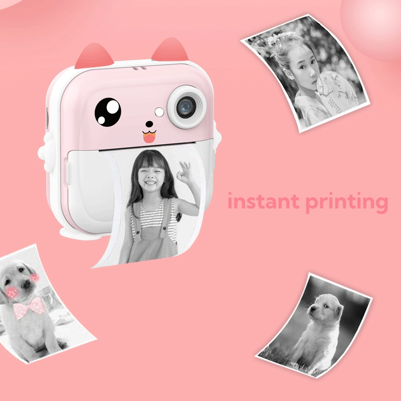 Różowy aparat drukujący zdjęcia dziewczyny, psa z kokardą i kobiety. Tło różowe z napisem "instant printing".