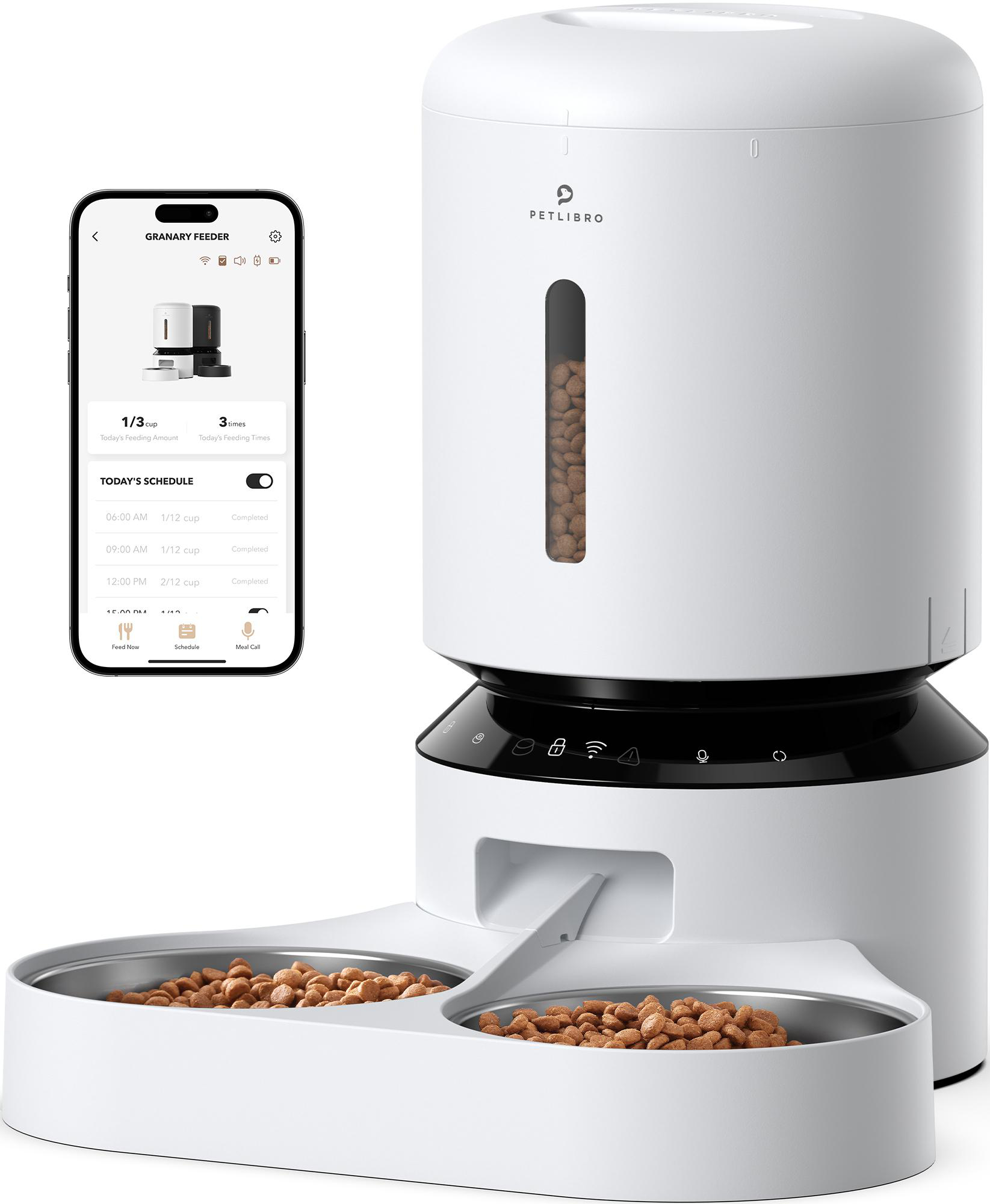 Weißer Haustierfutterautomat mit Futter und App-Oberfläche, die den Zeitplan zeigt. Zwei Schalen mit Futter im Vordergrund.