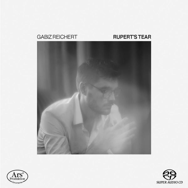 Albumcover: Mann im Vordergrund, verschwommener Hintergrund. Text: "Gabiz Reichert", "Rupert's Tear".