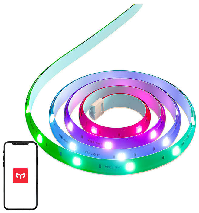 Feltekert RGB LED-es fénysáv. A fények be vannak kapcsolva. Telefon az alkalmazással balra.