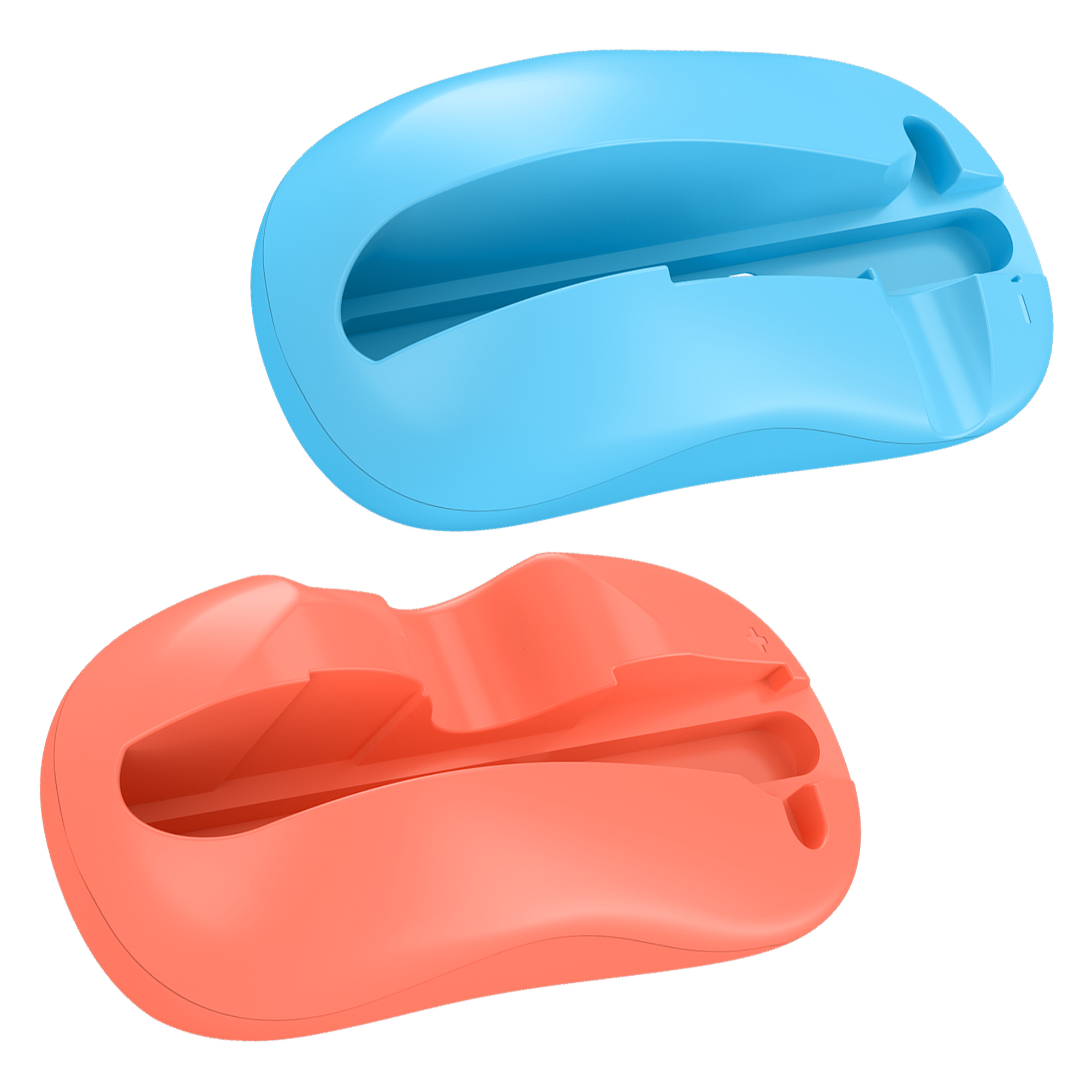 Dos soportes para mandos, azul y naranja, con diseño curvo.