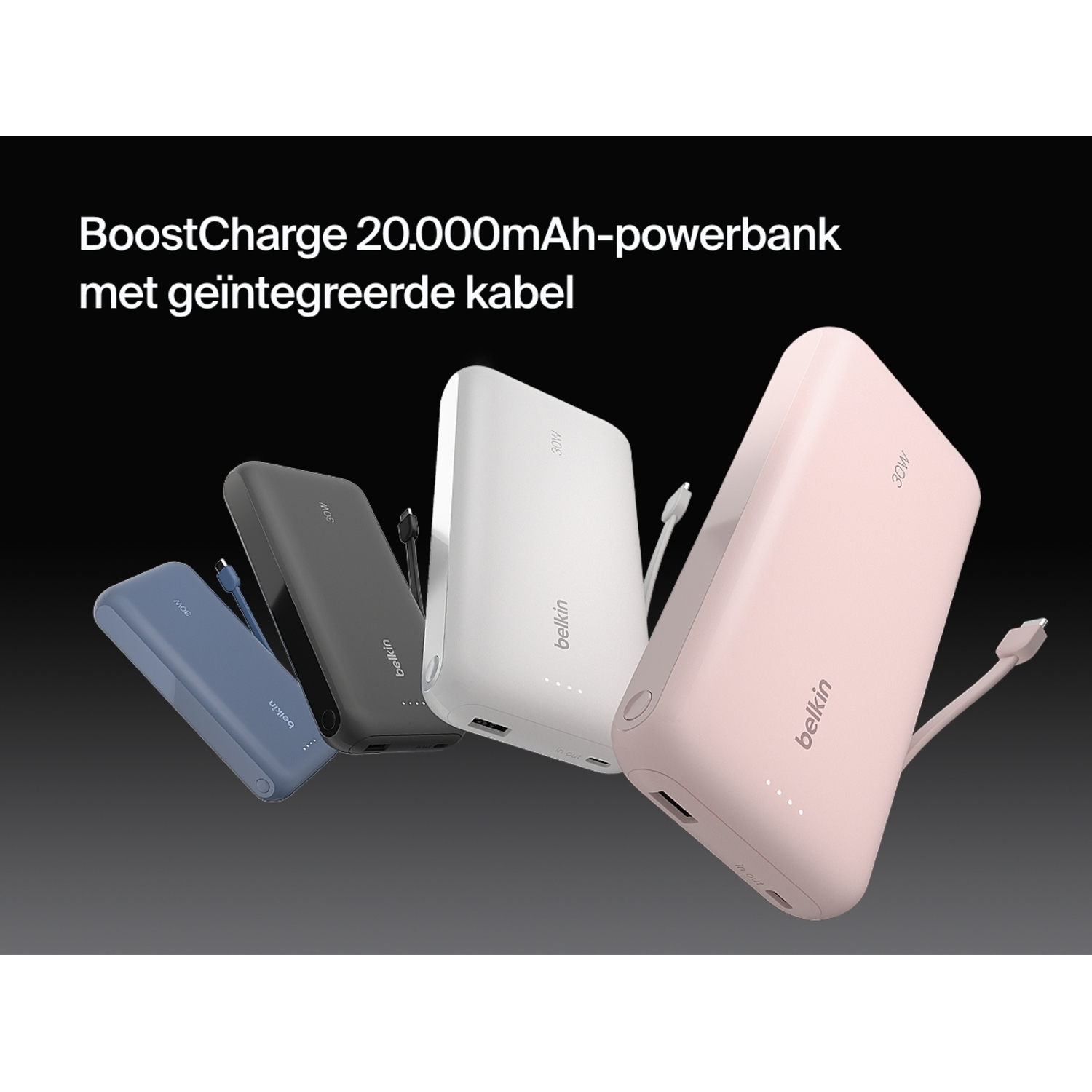 BoostCharge powerbanks in verschillende kleuren. Zwarte achtergrond. Tekst overlay in het Nederlands.