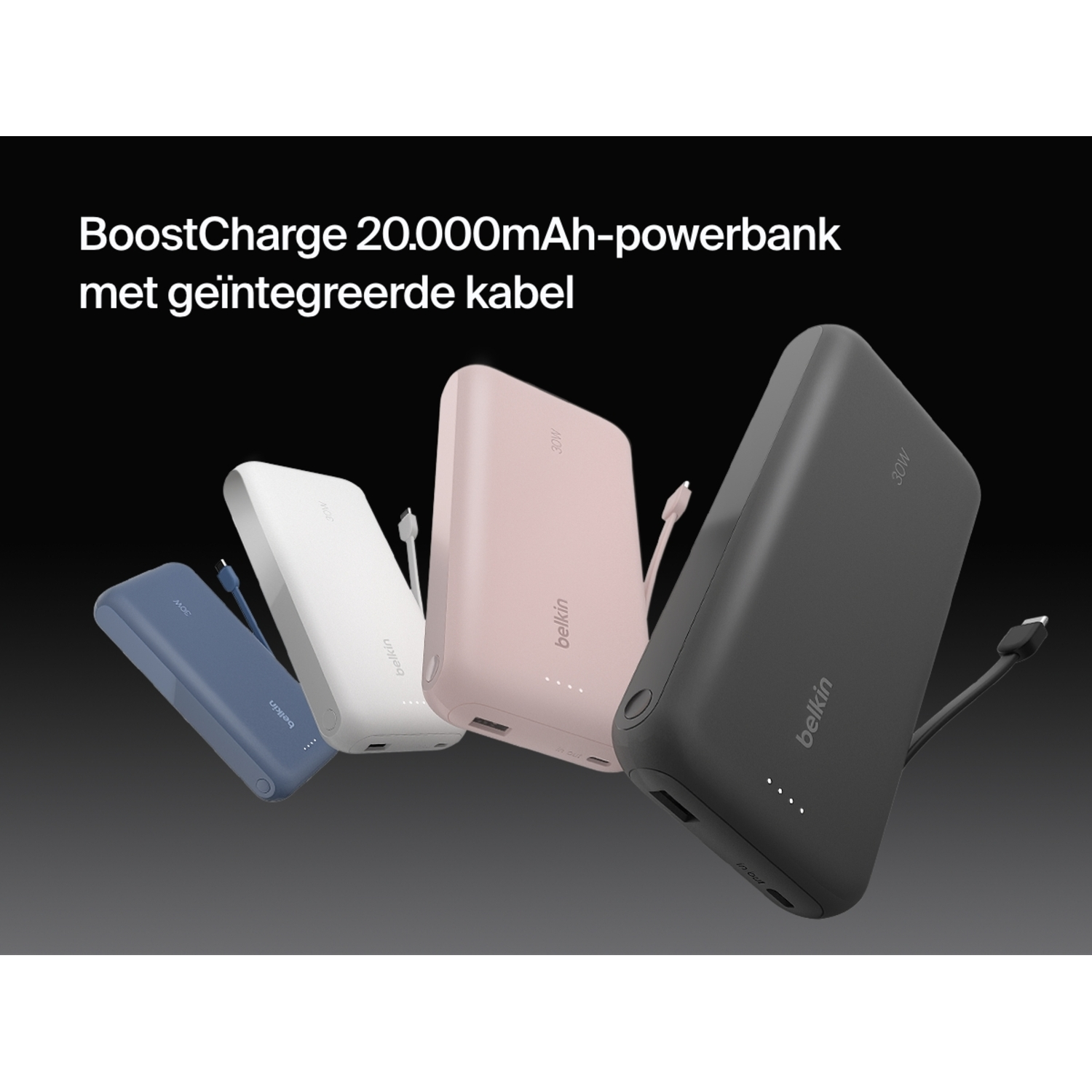 Vier powerbanks in verschillende kleuren. Tekst: 'BoostCharge 20.000mAh-powerbank'.