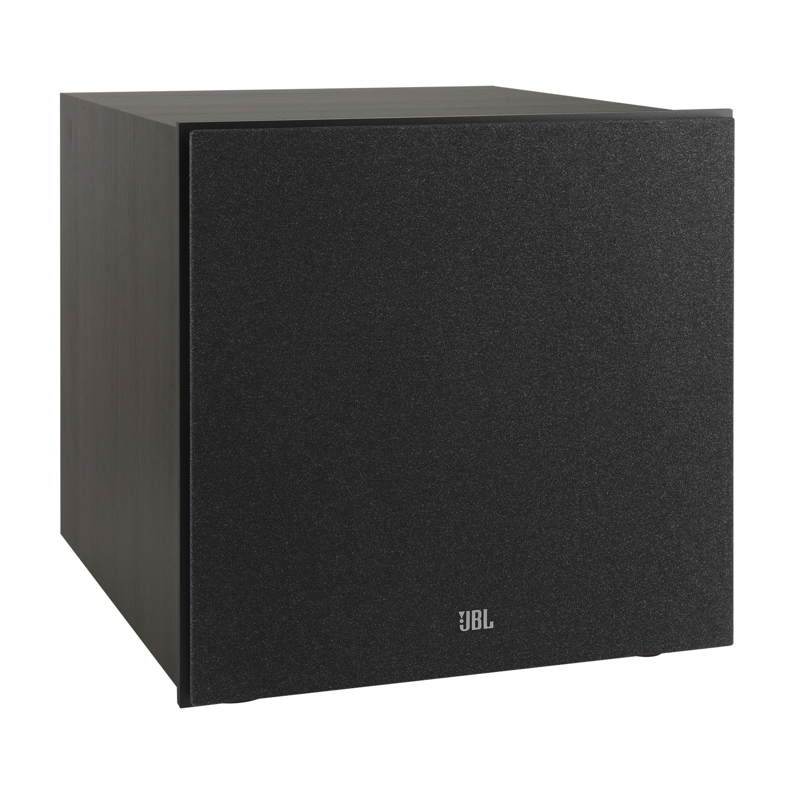Siyah JBL subwoofer. Hoparlör önü olan ahşap bir küptür. JBL logosu sağ altta.