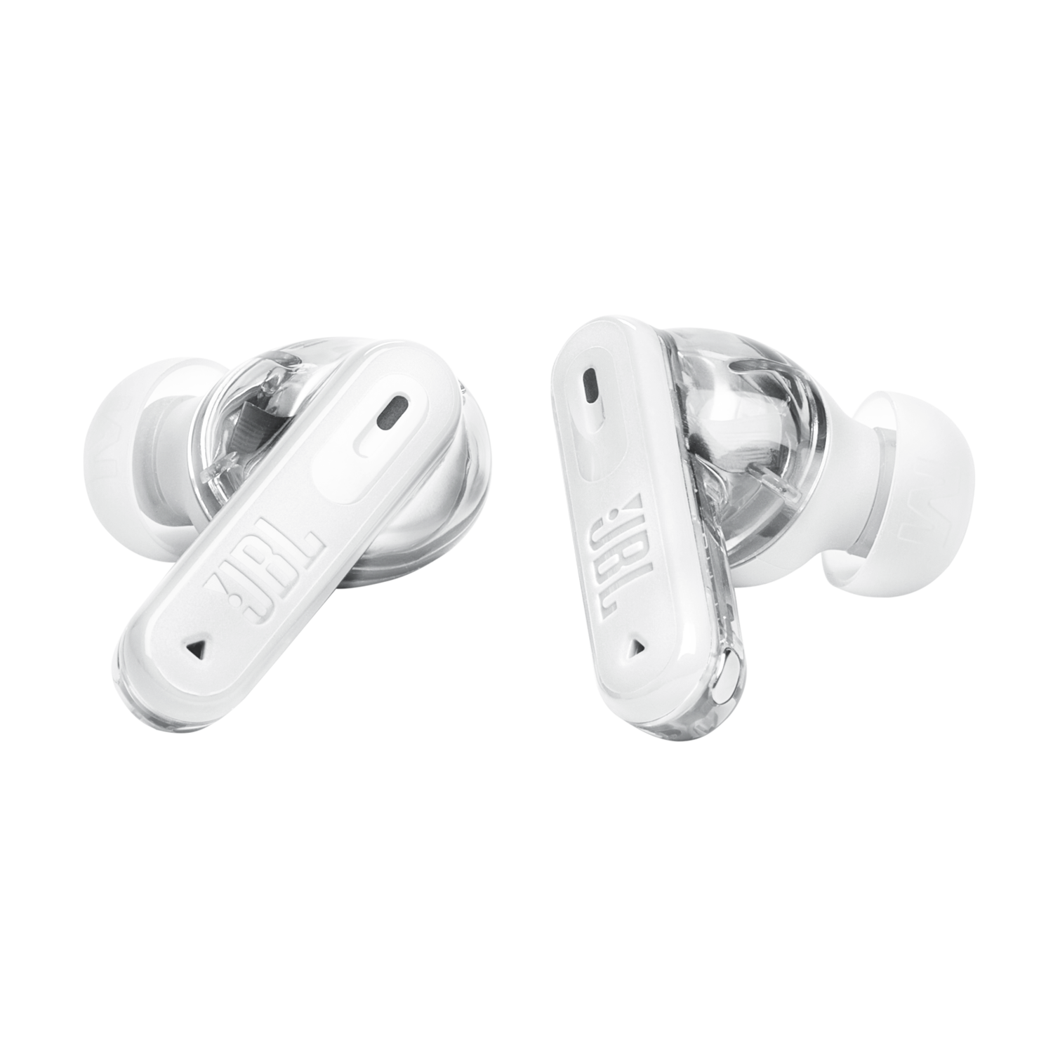 Deux écouteurs JBL blancs, vue latérale, montrant le logo JBL. Design transparent. Fond noir.