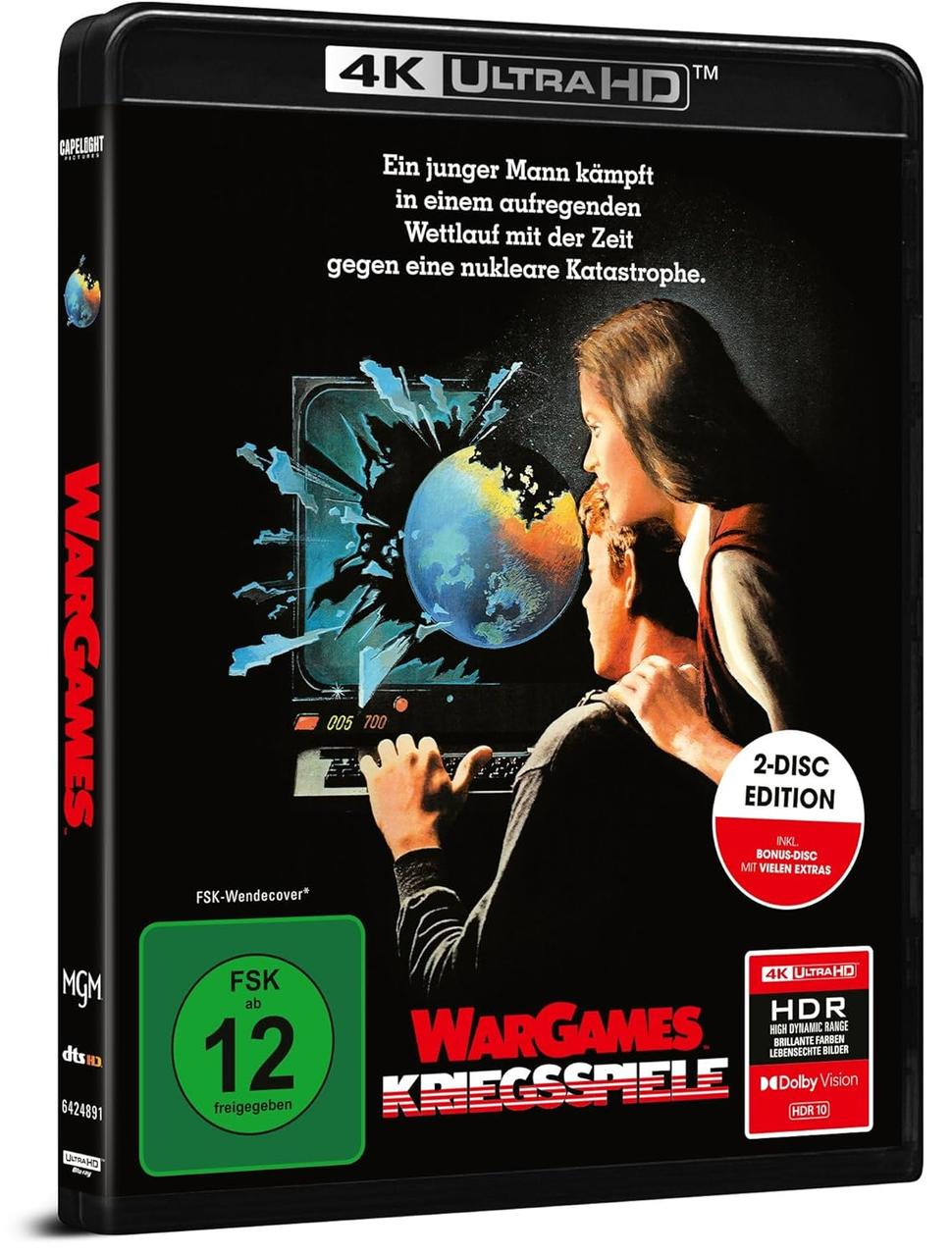 Blu-ray-Cover von Wargames: Ein Paar blickt auf einen Computerbildschirm mit einer Weltkarte.