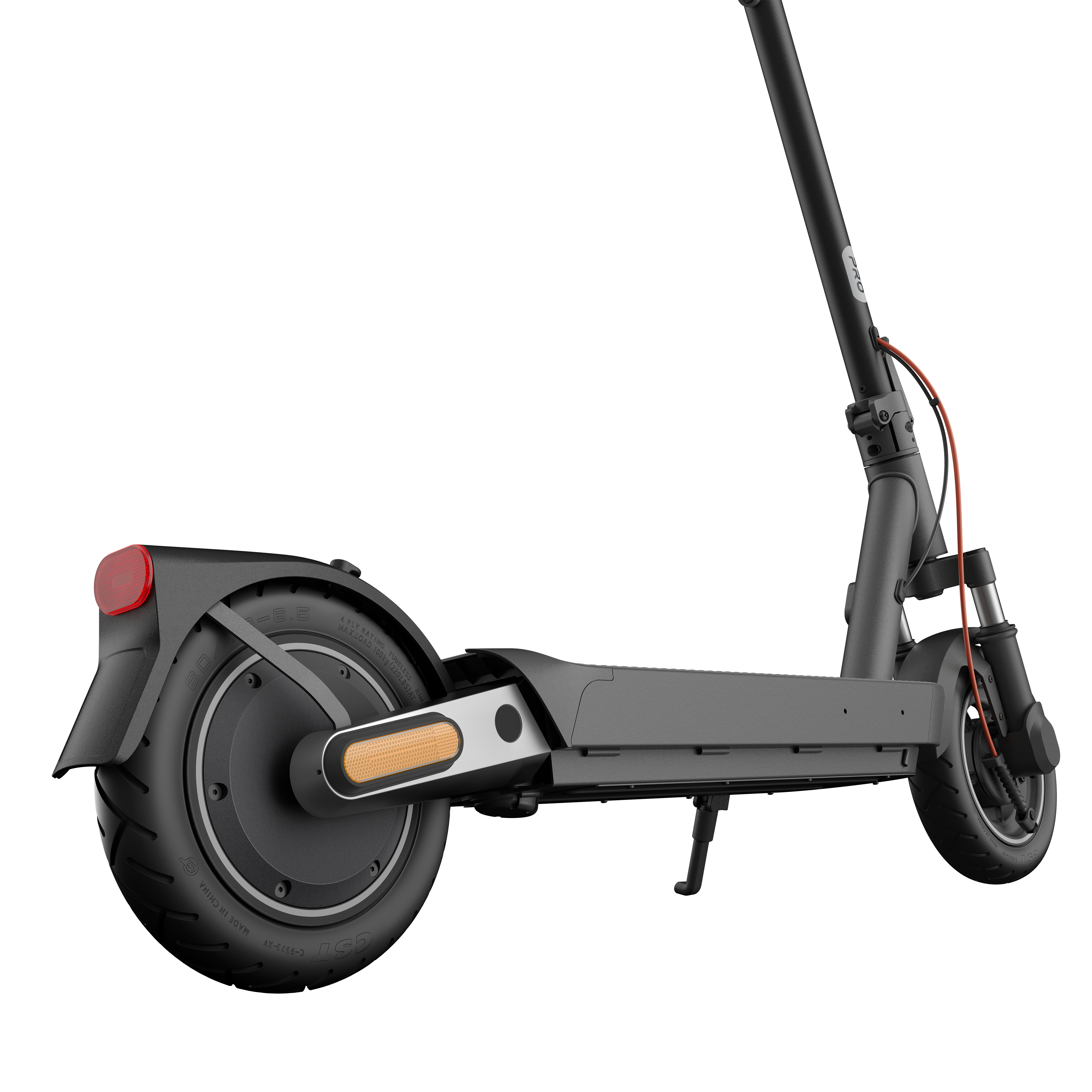 E-Scooter-Hinterrad mit rotem Licht und schwarzem Reifen. Der Roller ist schwarz und grau.