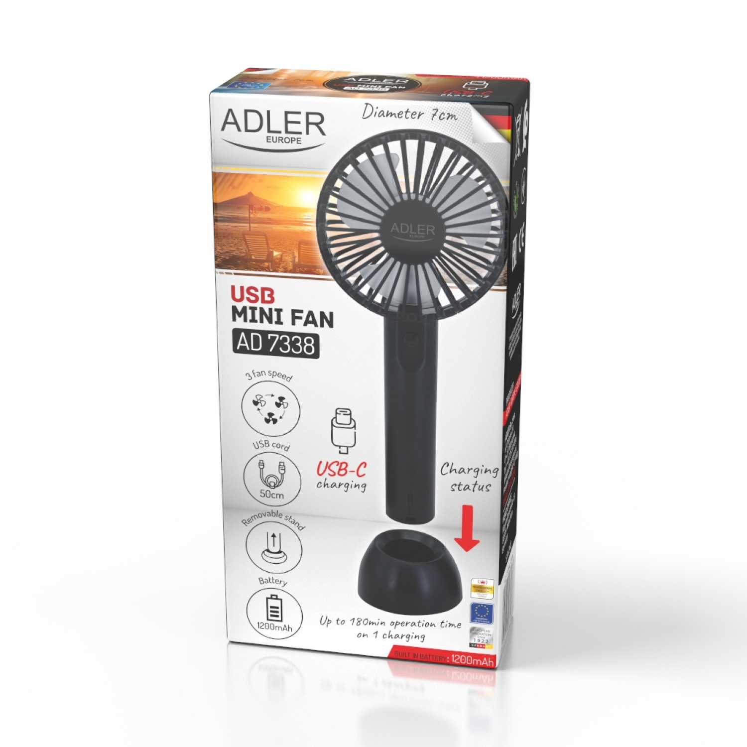 Doboz fekete USB mini ventilátorral. Jellemzők: 3 sebesség, USB-C töltés, 1200mAh akkumulátor és levehető állvány.