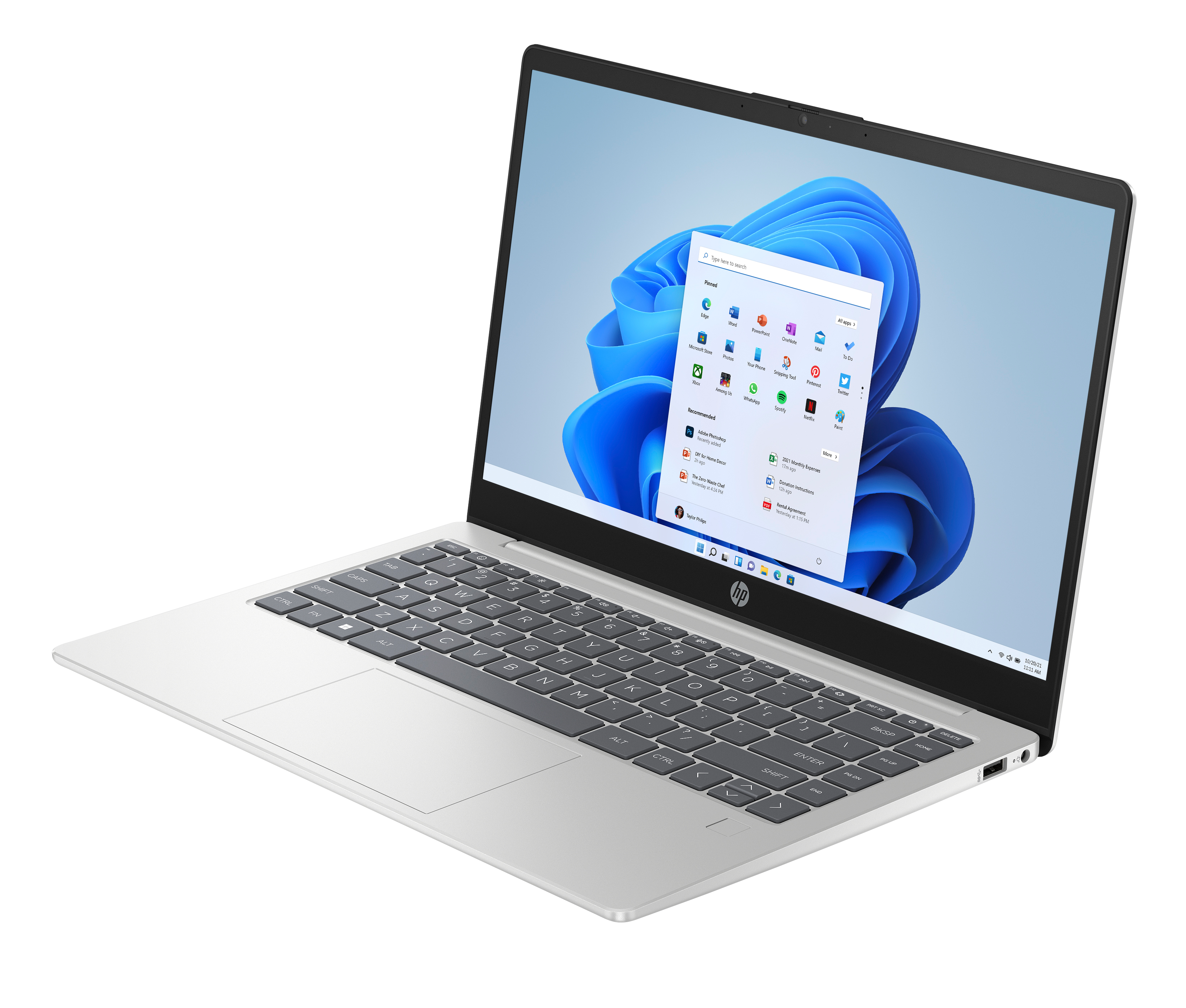 Silberner Laptop, schräg geöffnet, auf Schwarz. Windows 11-Bildschirm sichtbar. Tastatur und Trackpad.