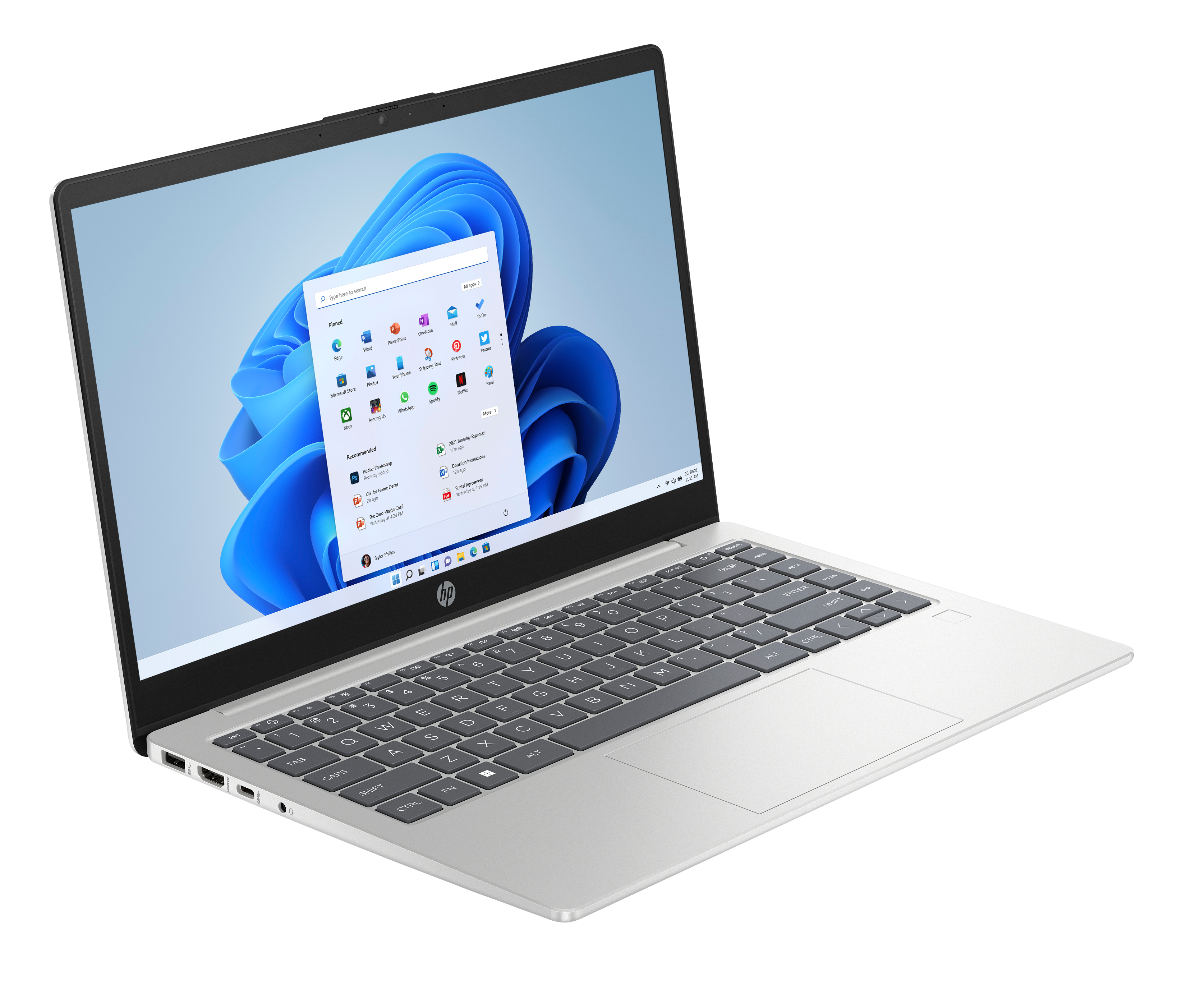 Laptop auf Schwarz, angewinkelte Ansicht. Windows 11-Bildschirm mit Apps. Silbernes Gehäuse, Tastatur sichtbar.
