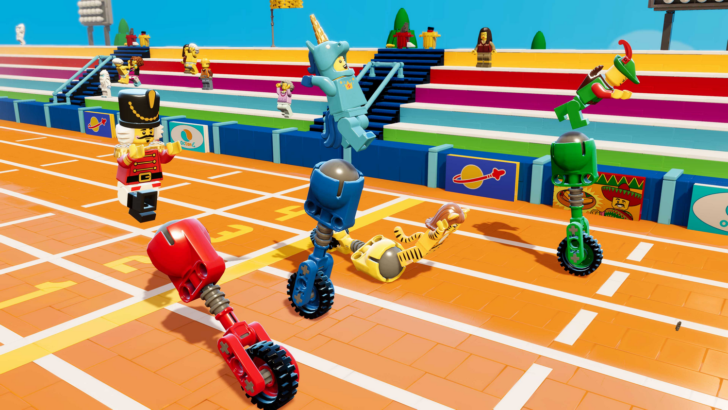 Figuras de Lego en monociclos compiten en una pista, espectadores al fondo.