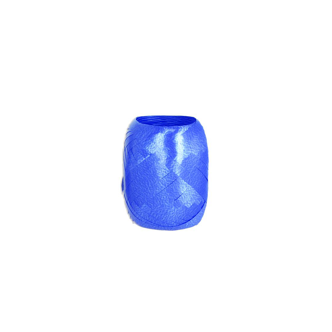 Eine Spule blaues Band auf weißem Hintergrund.