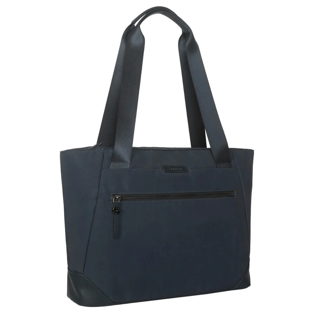 Bolso tote azul marino con cremallera, correas para los hombros y bolsillo delantero. Vista en ángulo.