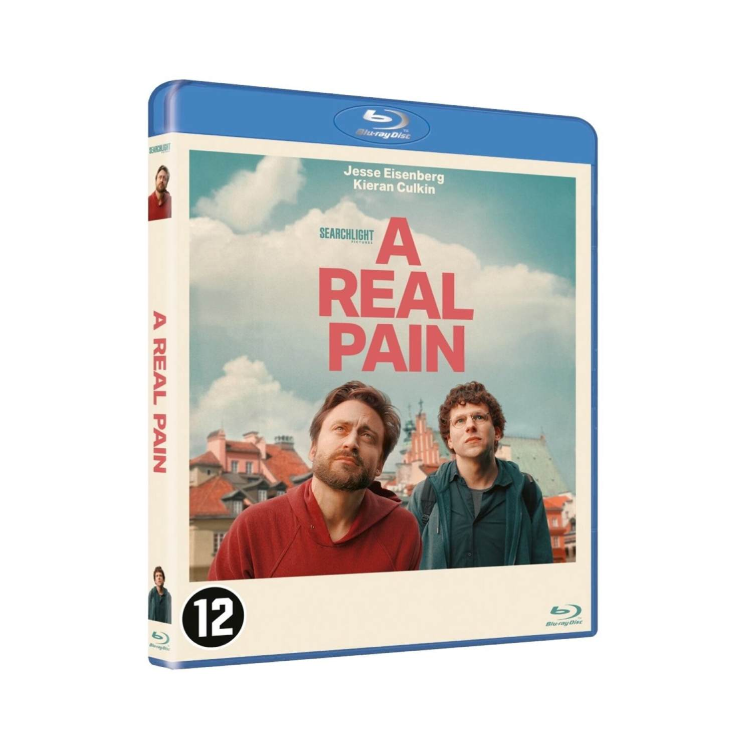 Couverture Blu-ray de A Real Pain. Deux hommes regardent le ciel, texte 'A Real Pain'.