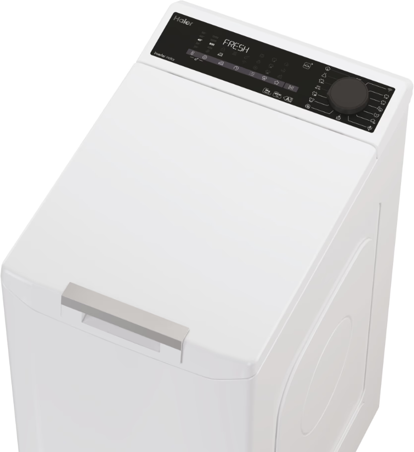 Weiße Haier Waschmaschine, Toplader-Design. Schwarzes Bedienfeld zeigt Optionen, einen runden Drehknopf und silbernen Griff.