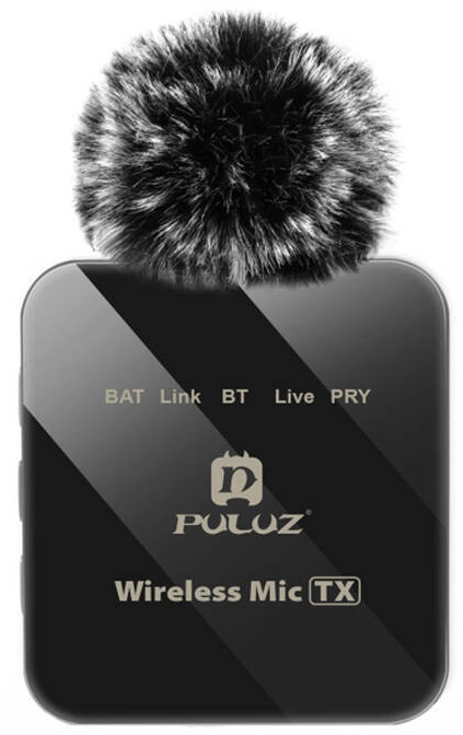 Egy fekete vezeték nélküli mikrofon a Puluz-tól, bolyhos szélvédővel. Van rajta gombok és feliratok, mint például a 'BT' és a 'Wireless Mic TX'.