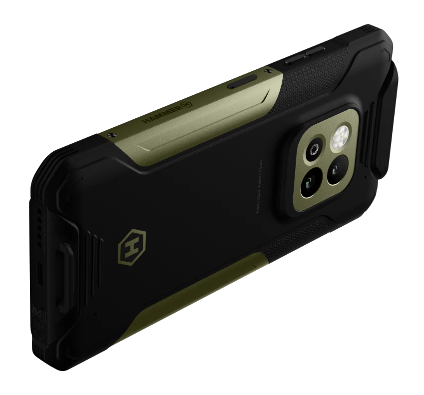 Czarny i oliwkowy pokrowiec na telefon HAMMER. Posiada wiele kamer i napis "MILITARY EDITION" z tyłu.