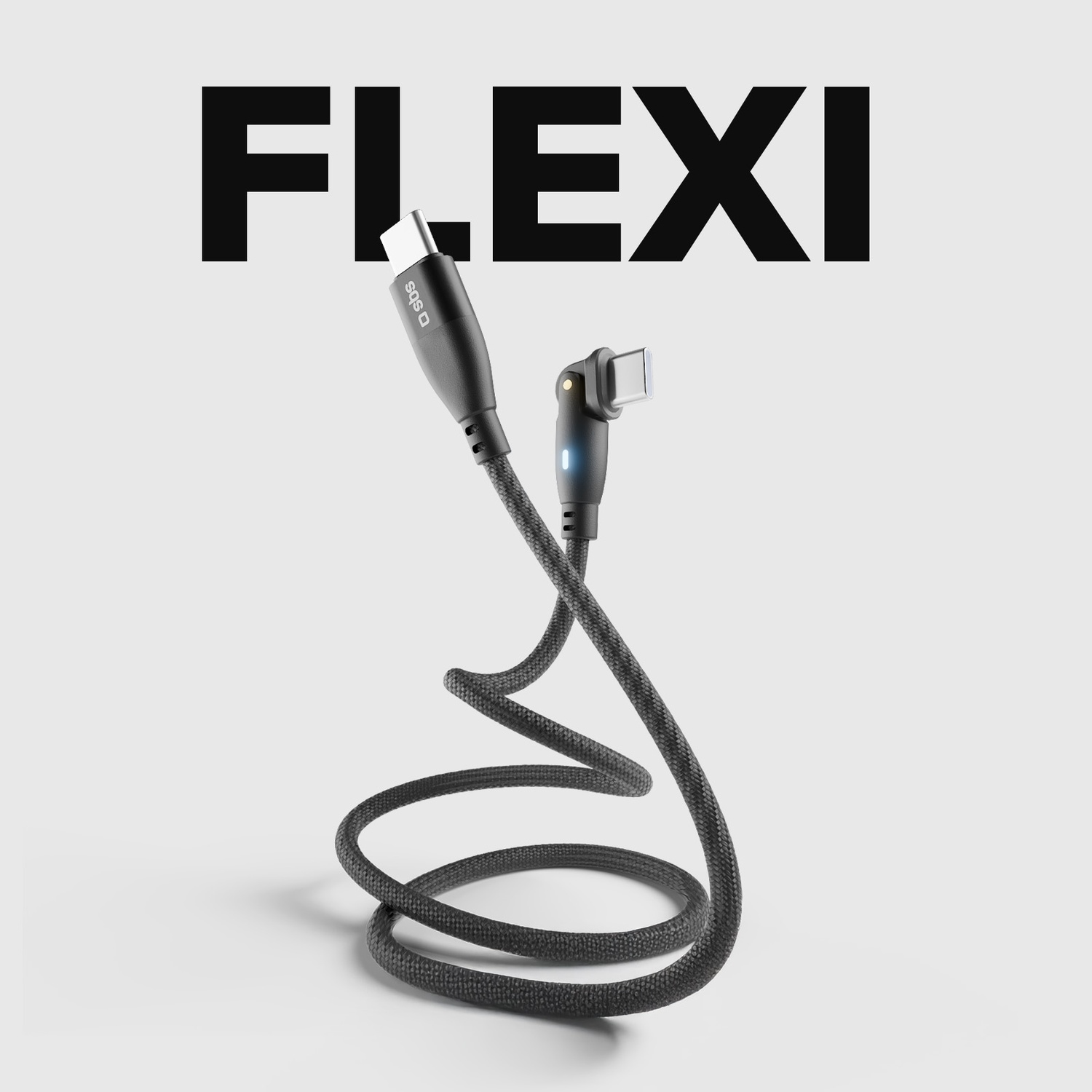 Cavo USB-C nero con trama intrecciata, arrotolato. La parola FLEXI è sopra il cavo. Lo sfondo è bianco.