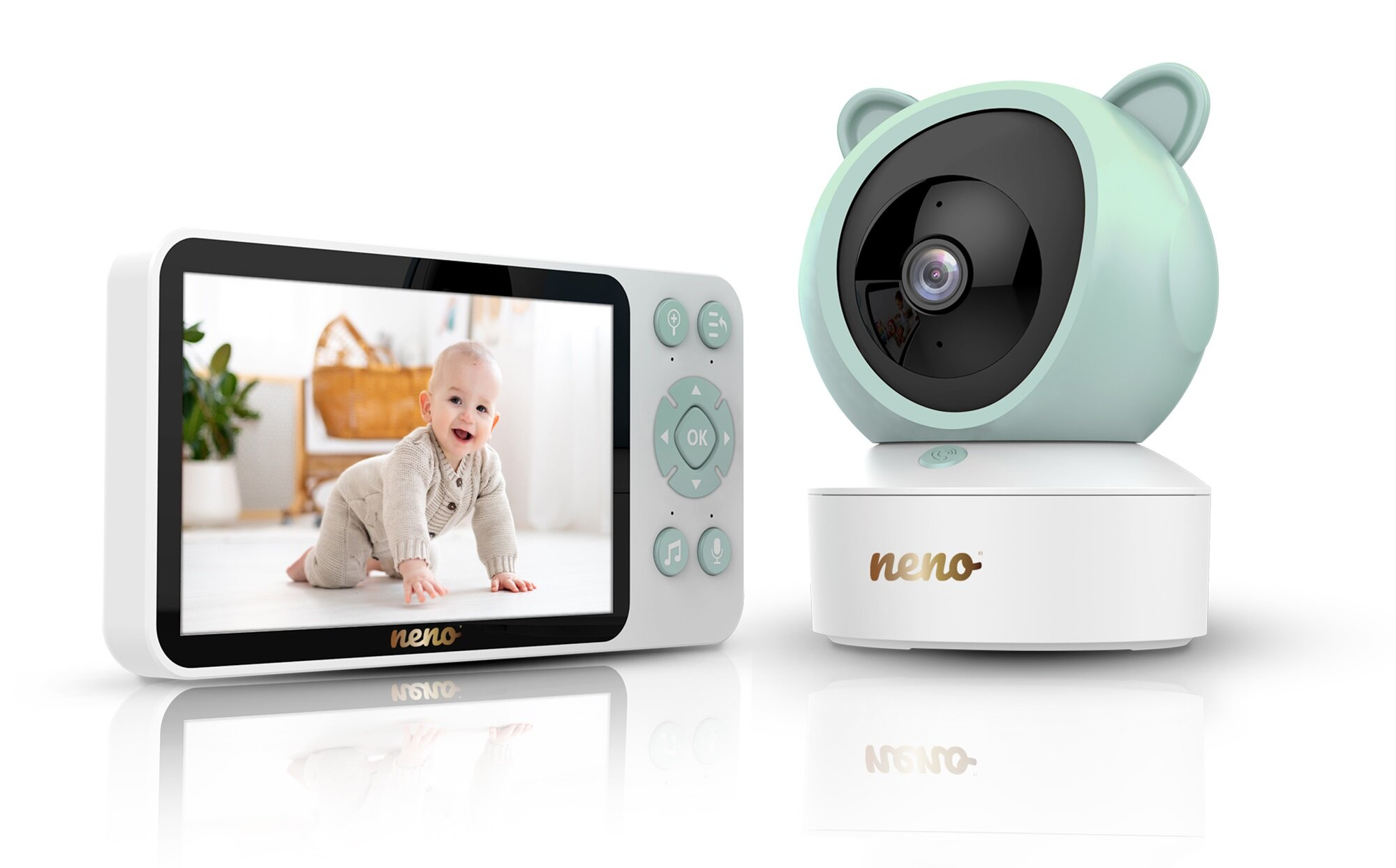 Niania elektroniczna z ekranem pokazującym raczkujące dziecko. Obok kamera w kształcie misia. Obie są białe i miętowe.