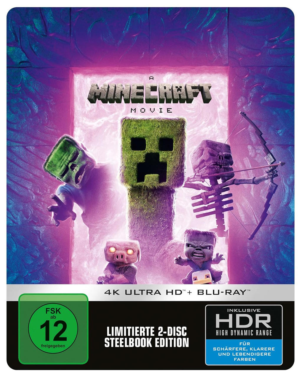 Minecraft-Filmcover. Charaktere sind ein großer Creeper, Skelett mit Bogen und kleine Charaktere. Lila Portalhintergrund.