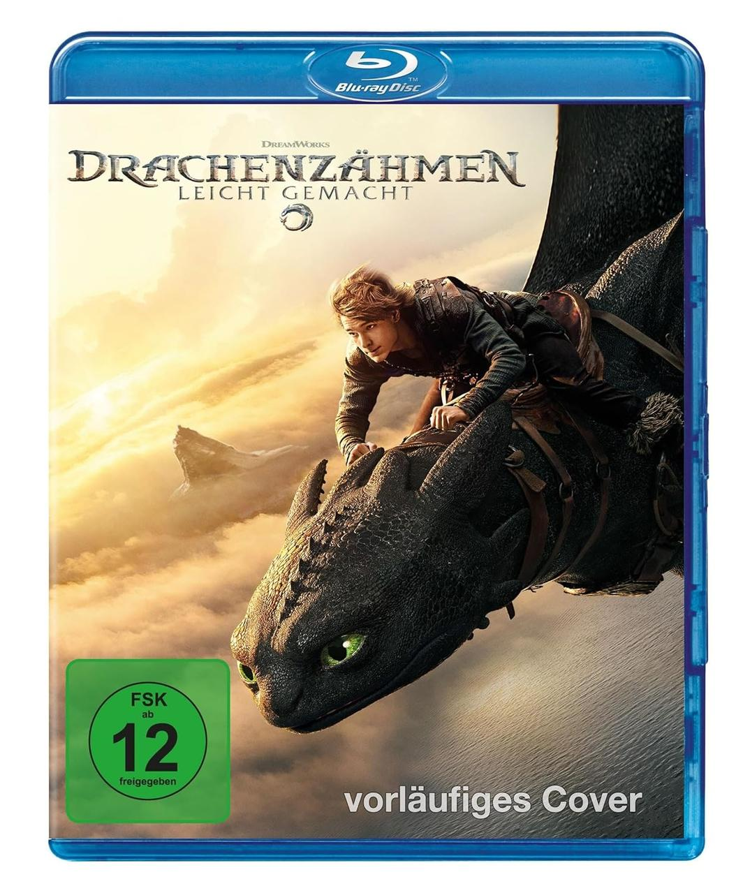 Ein Filmcover zeigt einen Jungen auf einem schwarzen Drachen. Der Titel lautet "Drachenzähmen leicht gemacht". Blu-ray-Logo vorhanden.