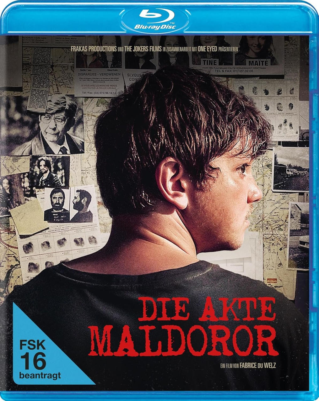 Blu-ray-Cover: Profil eines Mannes, Titel 'Die Akte Maldoror', Hintergrund mit Gesichtern und Karten.