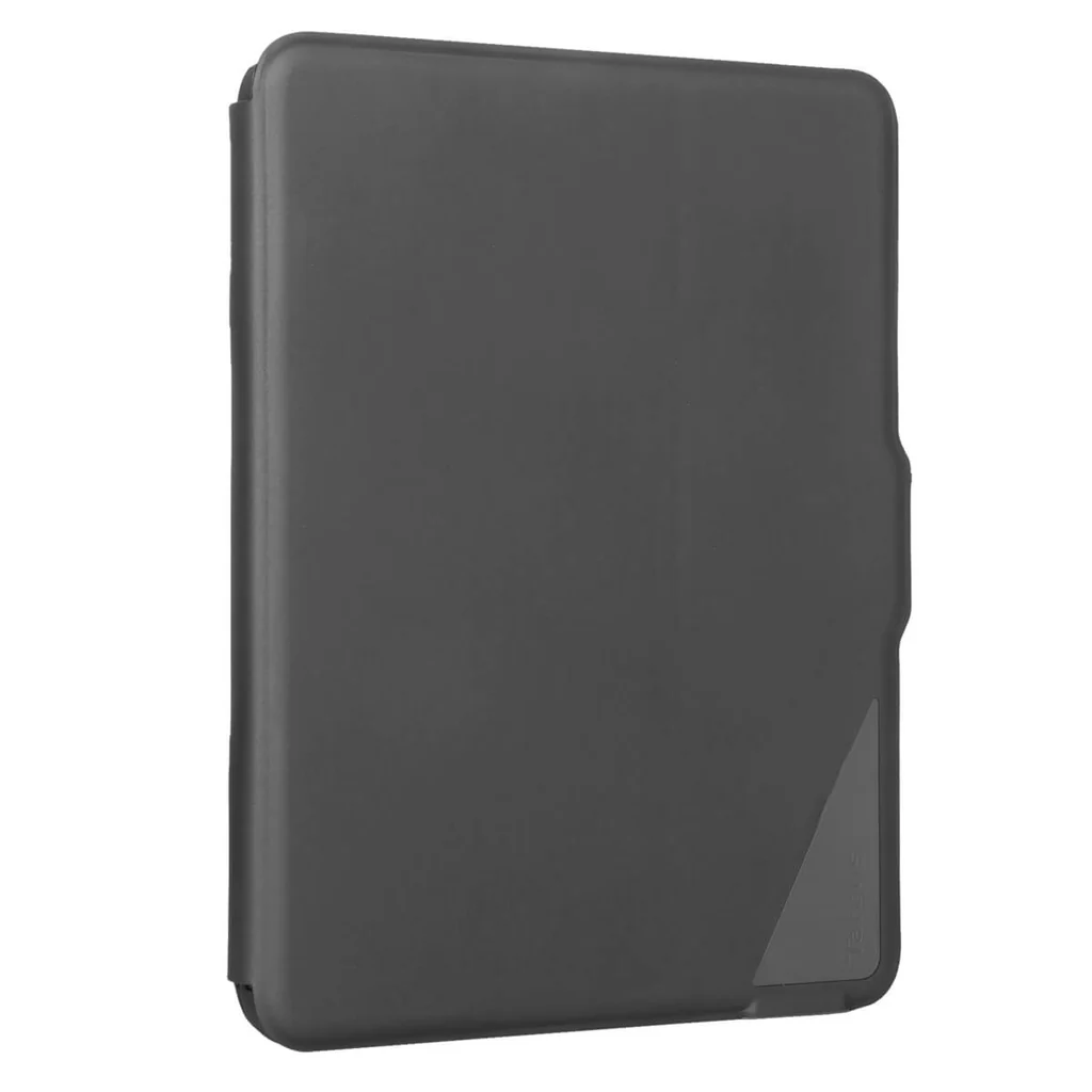 Una funda gris para tableta con un acabado mate suave. Un triángulo es visible en la esquina inferior derecha.