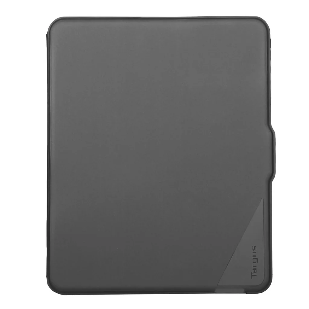 Funda de tableta gris oscuro. El logotipo de Targus está en la esquina inferior derecha. La funda es rectangular con esquinas redondeadas.